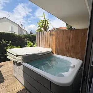3* Hotel Sable Et Soleil - Port, Et Jacuzzi Prive